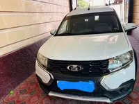 ВАЗ (Lada) Largus Сross 2022 года, в Джизак за ~15 300 y.e. id7405522