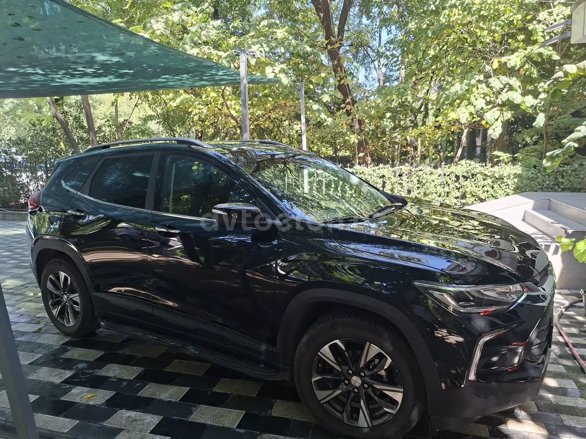 Chevrolet Tracker 2