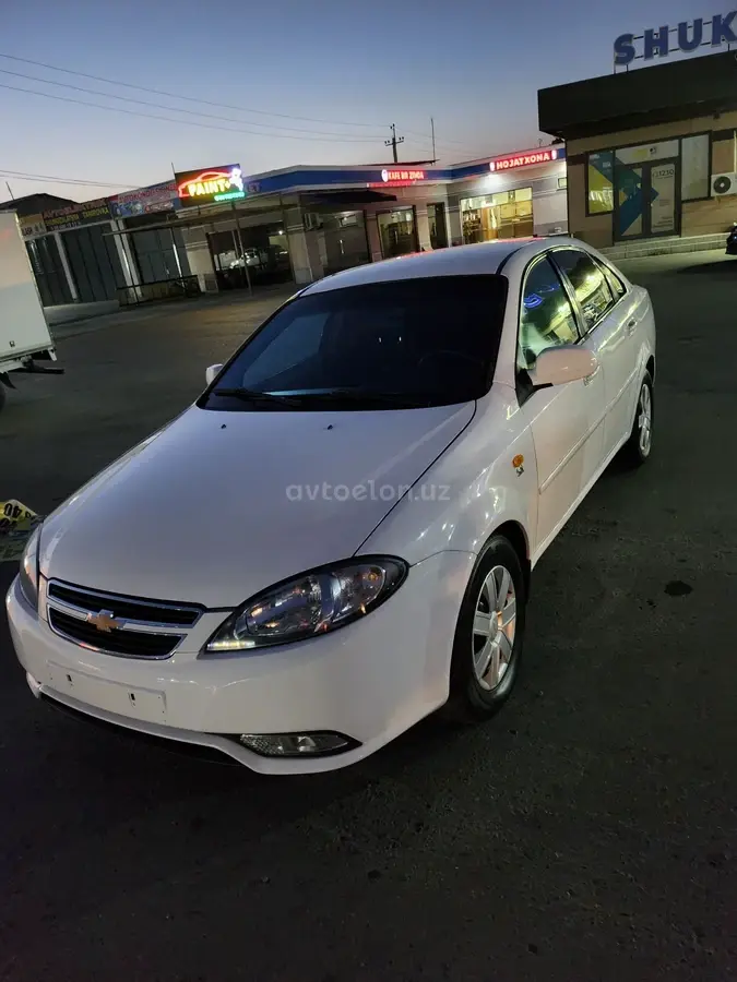 Chevrolet Gentra,  2 позиция