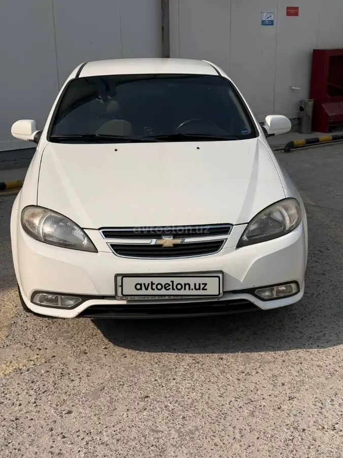 Chevrolet Gentra,  2 позиция