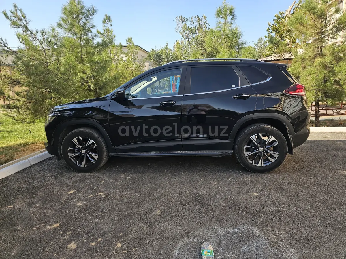 Chevrolet Tracker 2