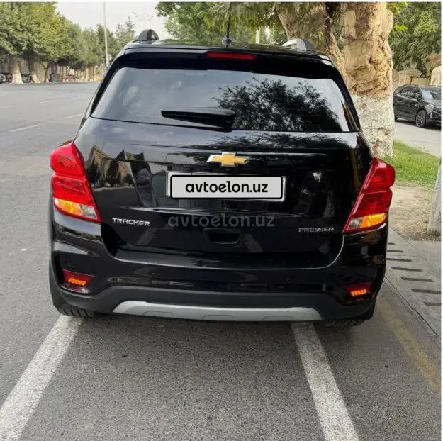 Chevrolet Tracker,  1 позиция