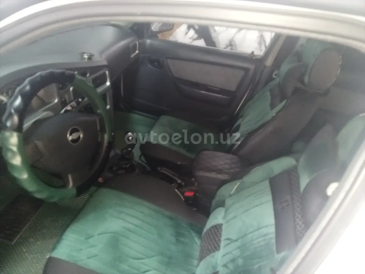 Chevrolet Nexia 2,  2 позиция DOHC