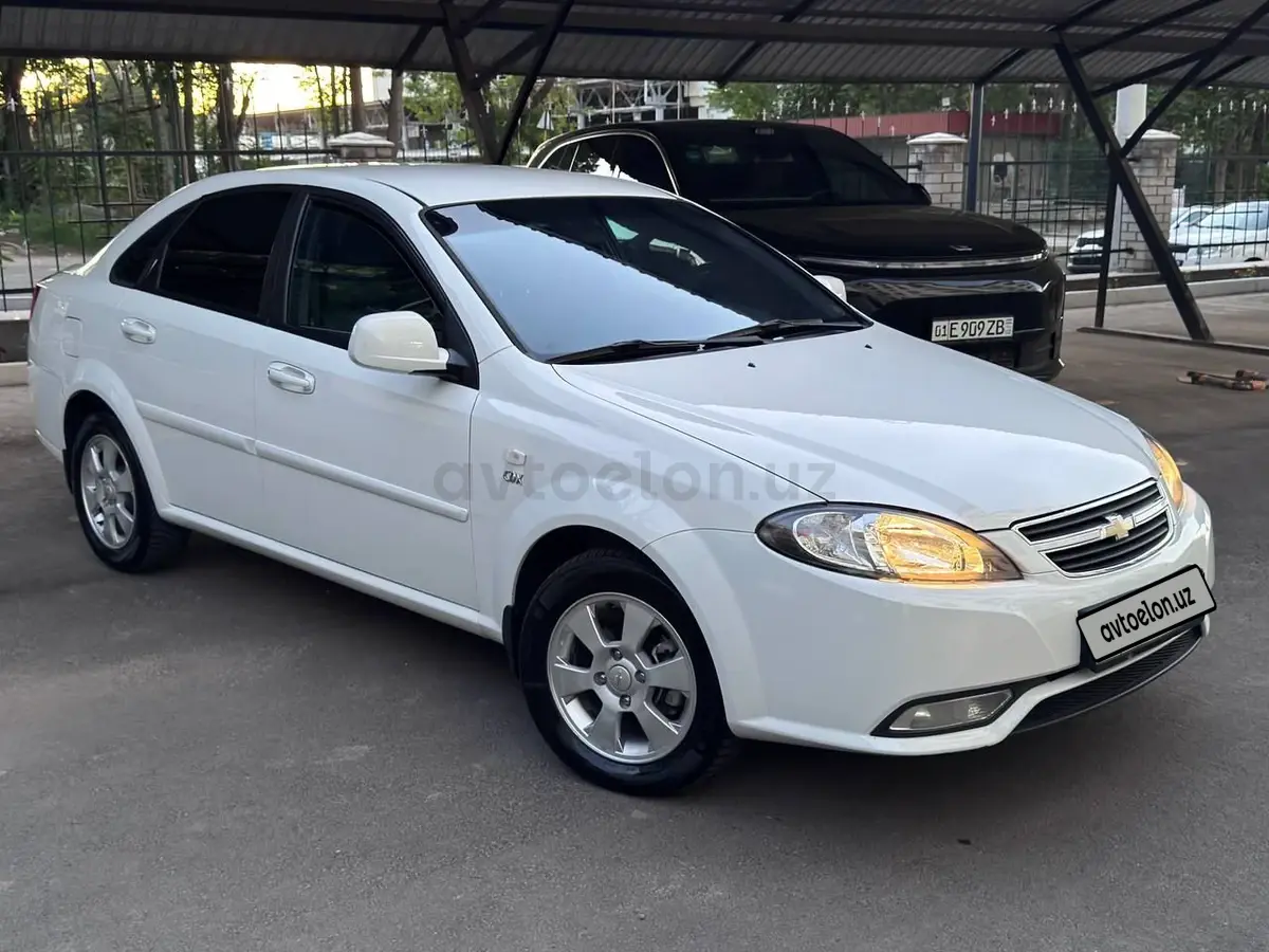 Chevrolet Gentra,  2 позиция