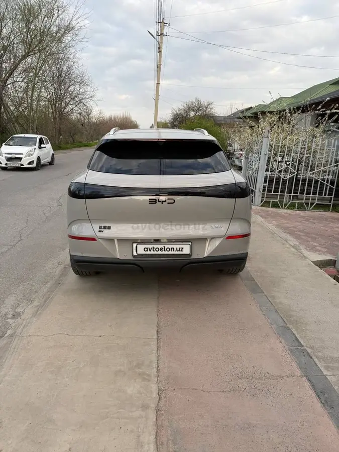 BYD Seal 06