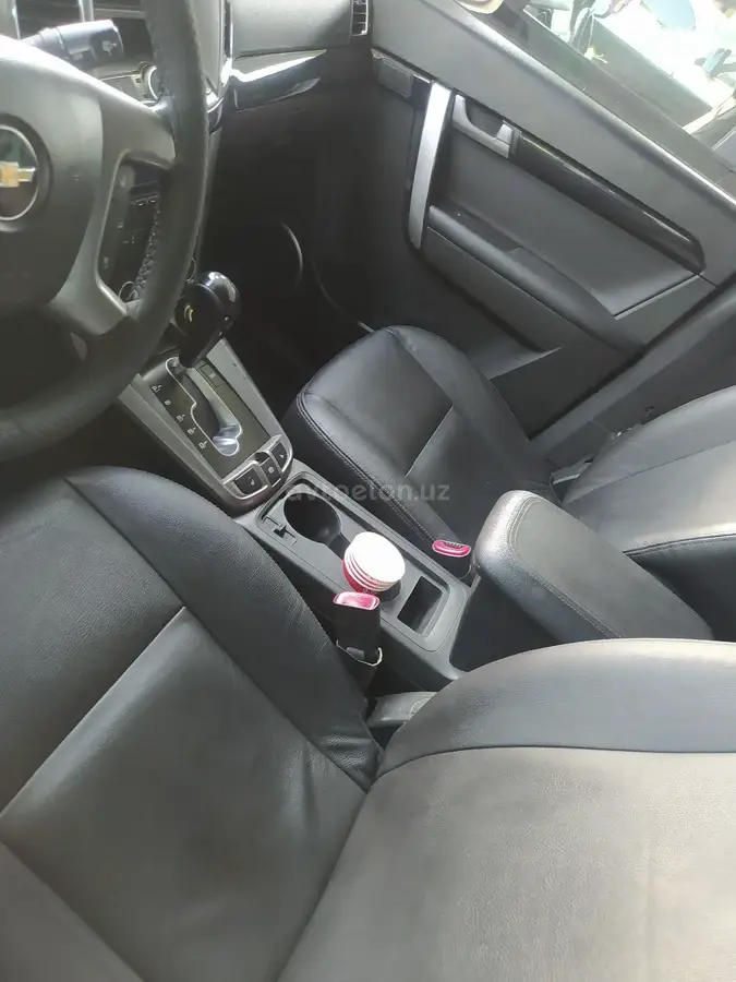 Chevrolet Captiva,  1 позиция