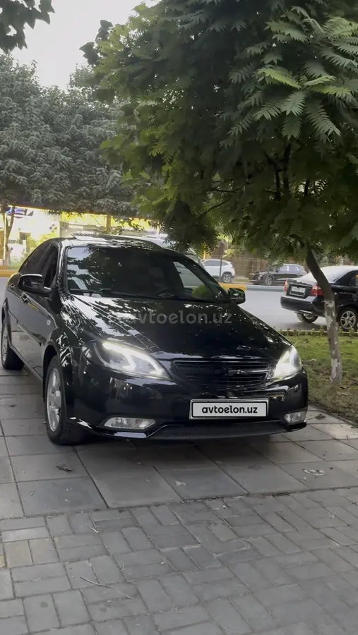 Chevrolet Gentra,  3 позиция