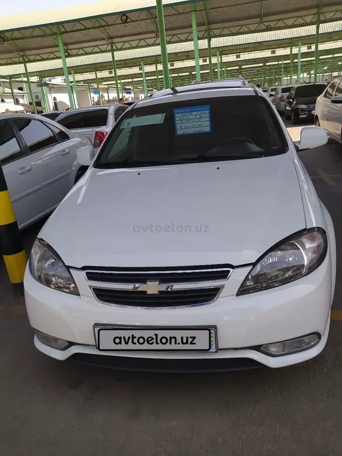 Chevrolet Gentra,  3 позиция