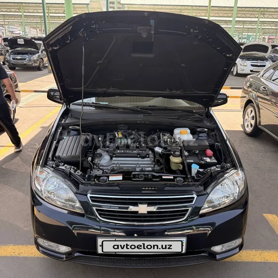 Chevrolet Gentra,  3 позиция