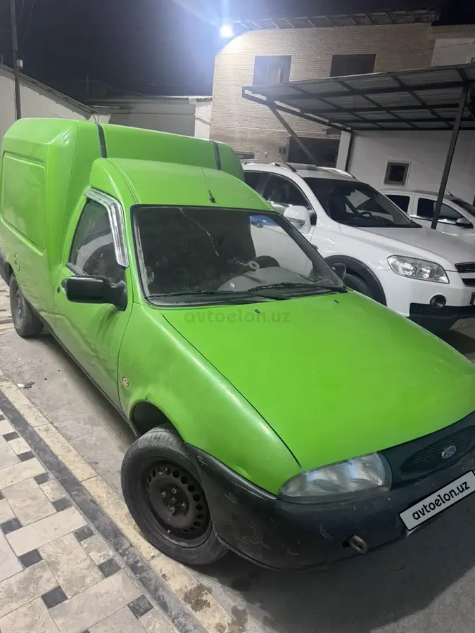 Ford Courier