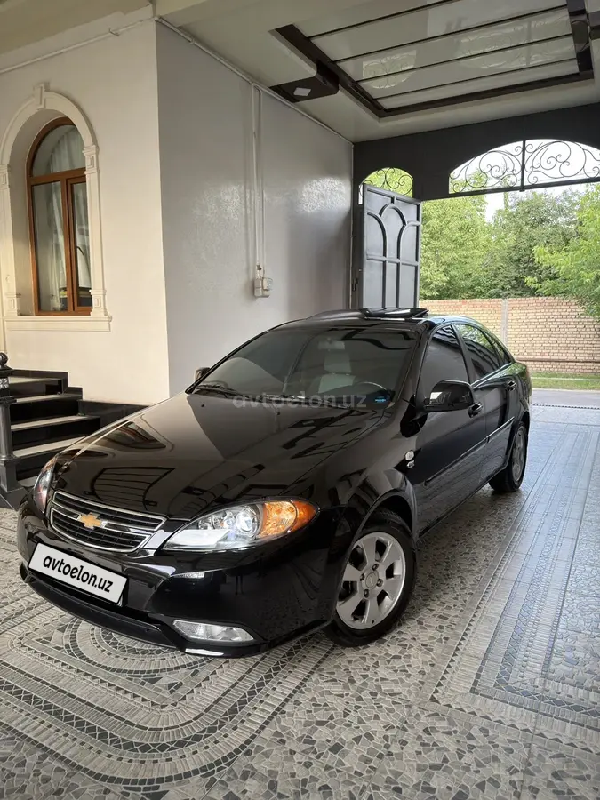 Chevrolet Gentra,  3 позиция