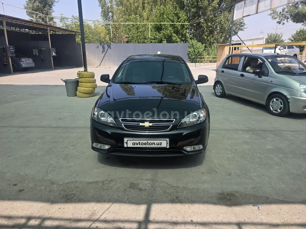 Chevrolet Gentra,  3 позиция