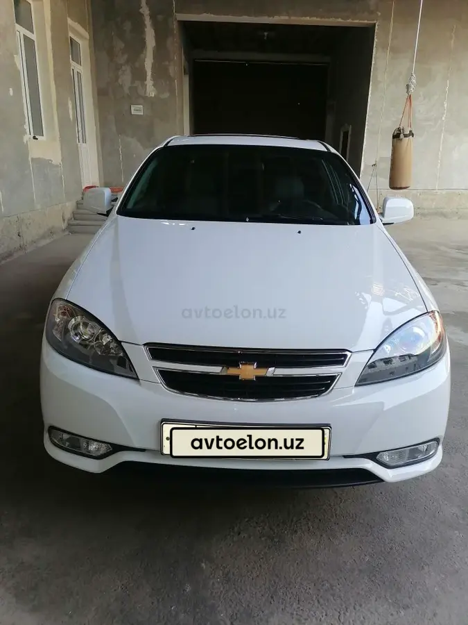 Chevrolet Gentra,  3 позиция