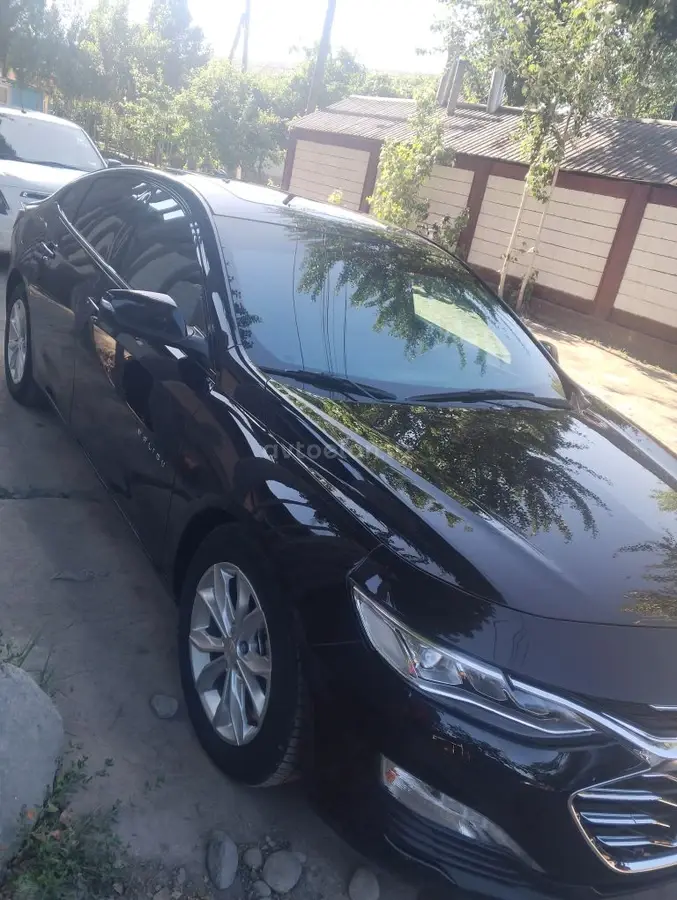 Chevrolet Malibu 2