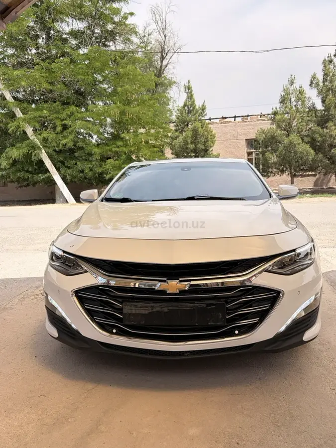 Chevrolet Malibu 2