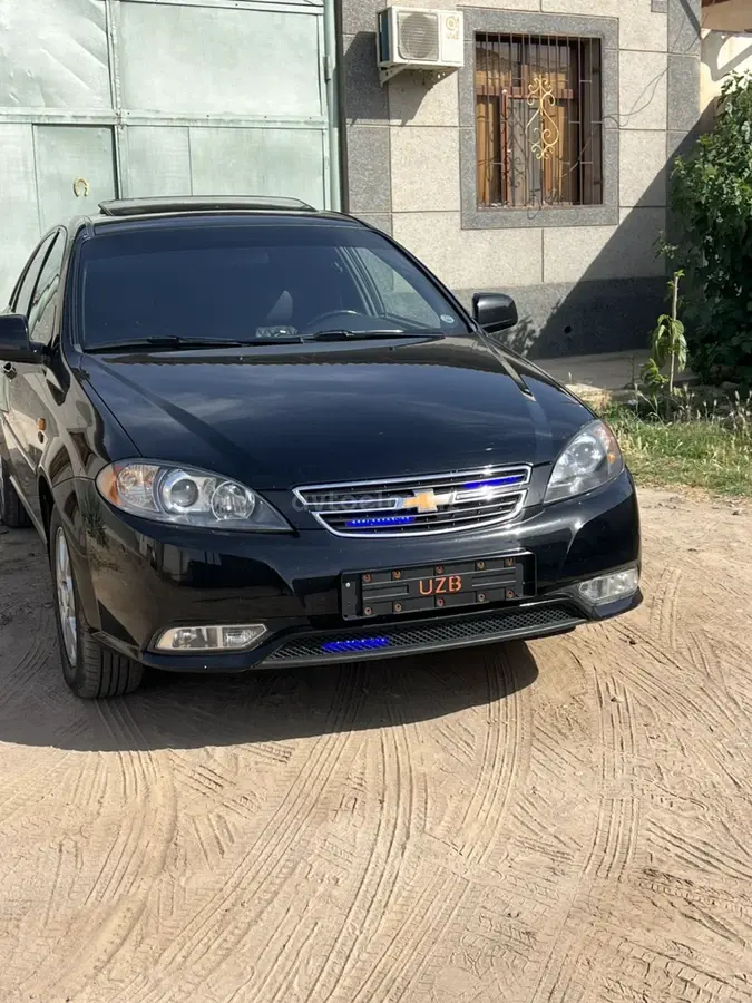 Chevrolet Gentra,  3 позиция