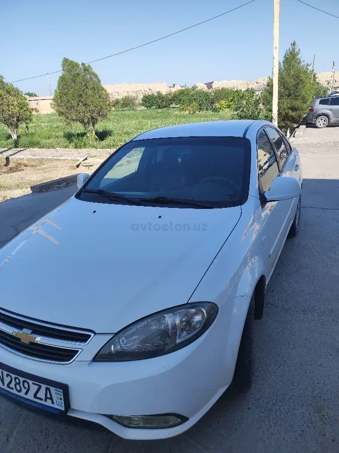 Chevrolet Gentra,  2 позиция