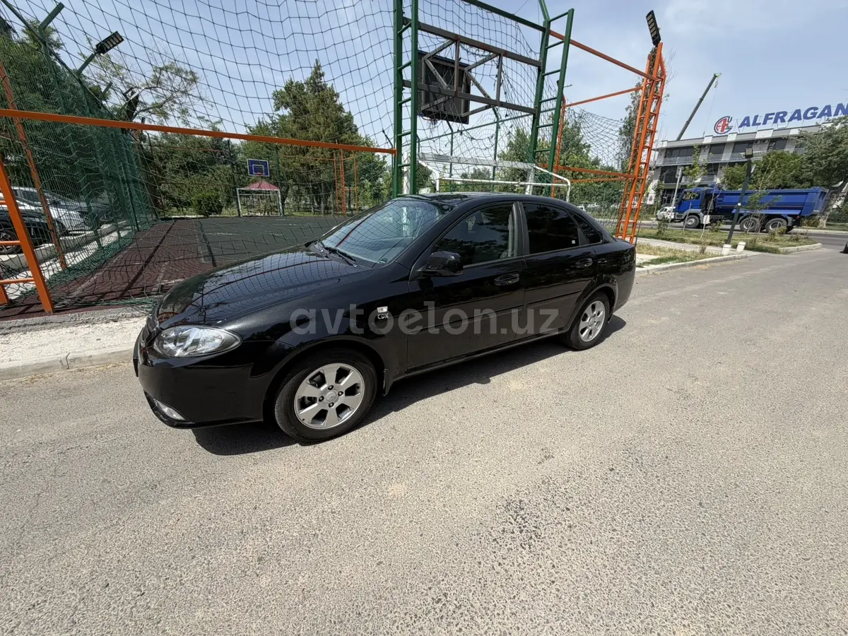 Chevrolet Gentra,  3 позиция