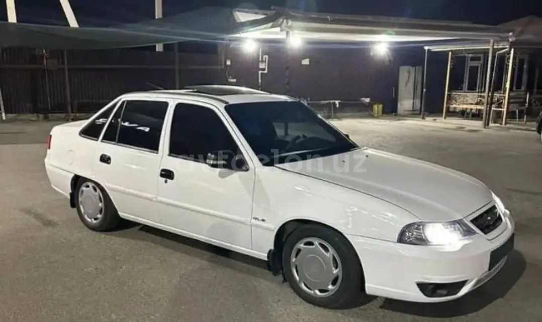 Daewoo Nexia II,  1 позиция DOHC