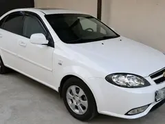 Белый Chevrolet Gentra, 3 позиция 2020 года, КПП Автомат, в Ташкент за 9 000 y.e