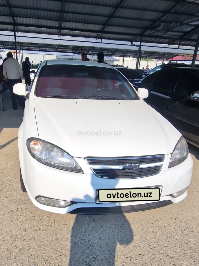 Chevrolet Gentra,  2 позиция
