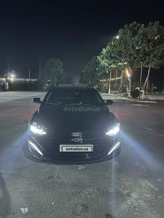 Chevrolet Malibu 2