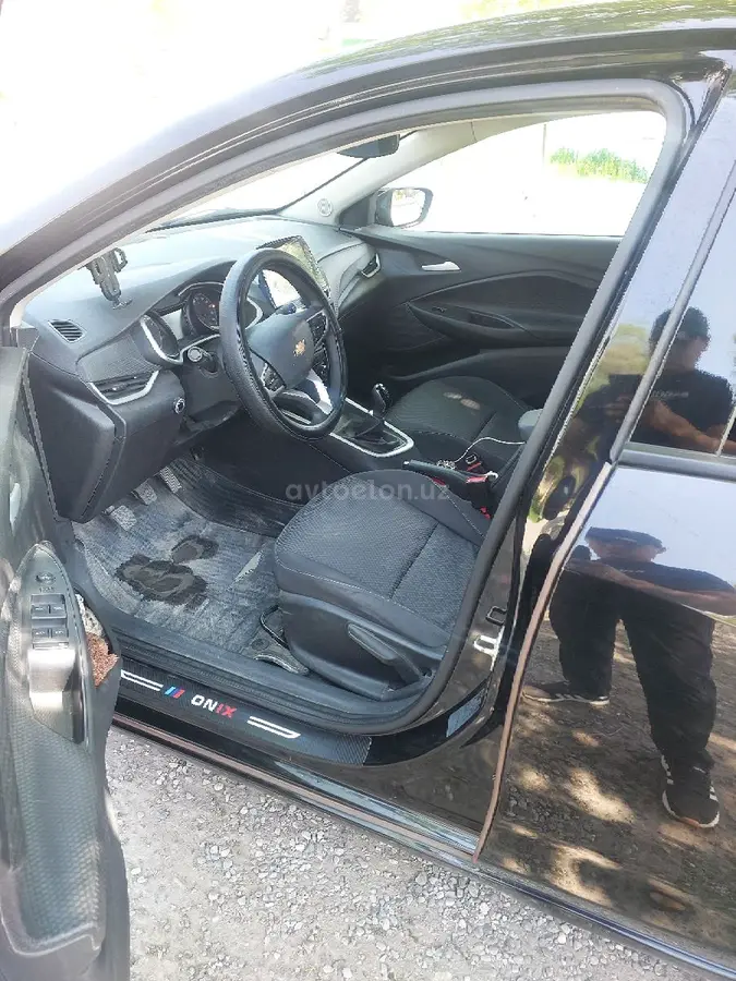 Chevrolet Onix