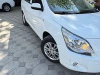 Белый Chevrolet Cobalt, 4 позиция 2023 года, КПП Автомат, в Самарканд за 10 600 y.e. id7210494