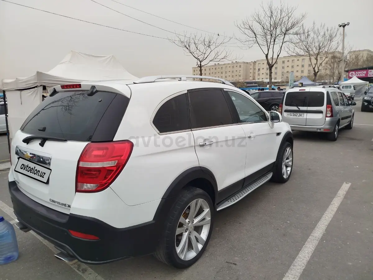 Chevrolet Captiva,  3 позиция