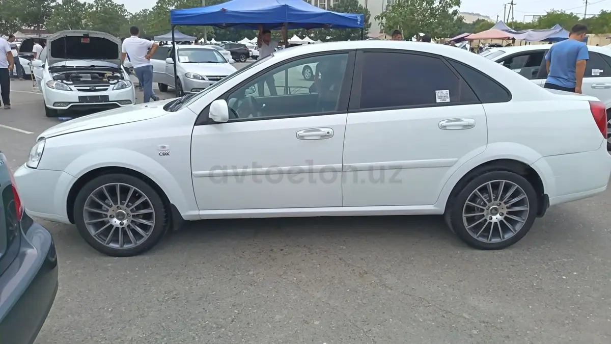 Chevrolet Lacetti,  2 позиция