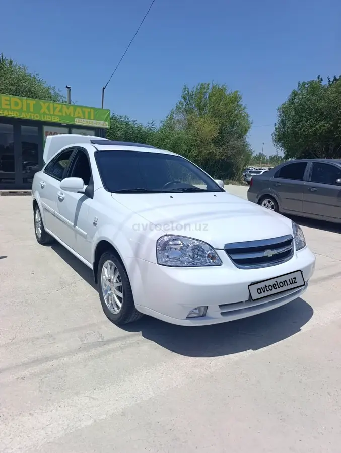 Chevrolet Lacetti,  3 позиция