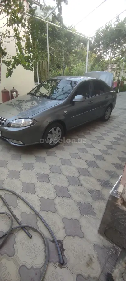 Chevrolet Gentra,  2 позиция