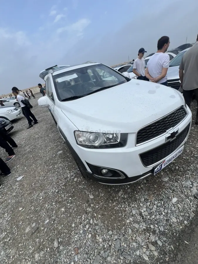 Chevrolet Captiva,  4 позиция