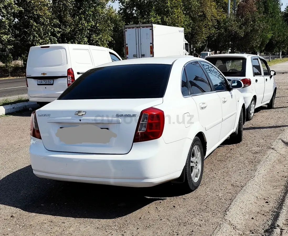 Chevrolet Lacetti,  2 позиция