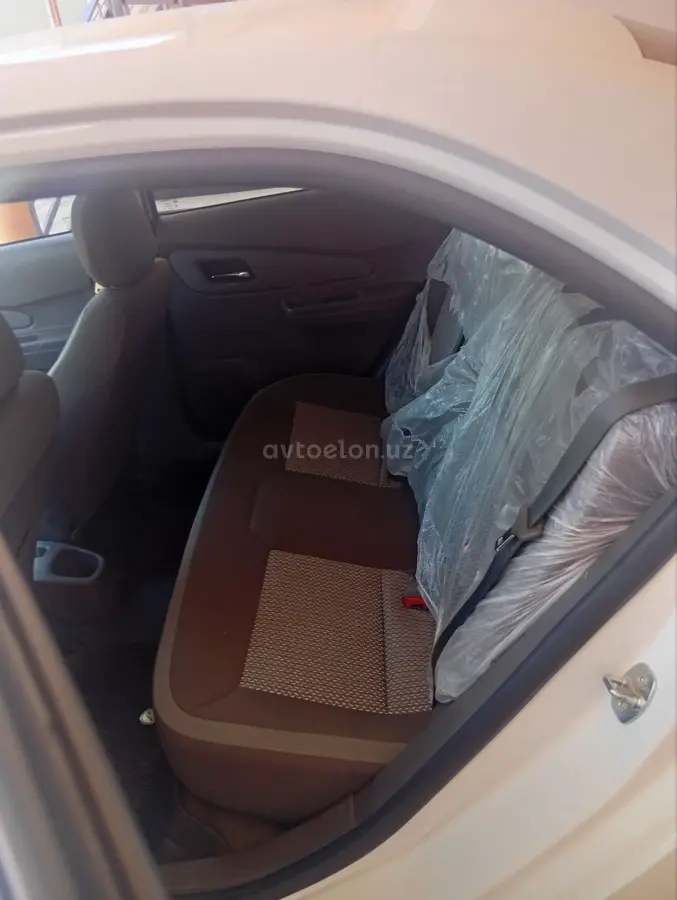 Chevrolet Cobalt,  4 позиция