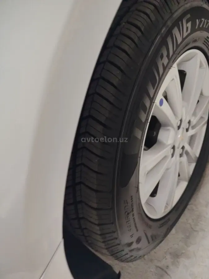 Chevrolet Cobalt,  4 позиция