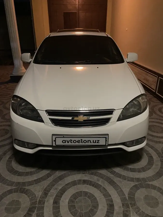 Chevrolet Gentra,  3 позиция
