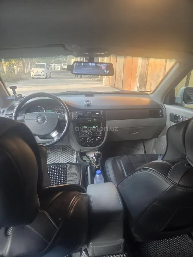 Chevrolet Gentra,  2 позиция