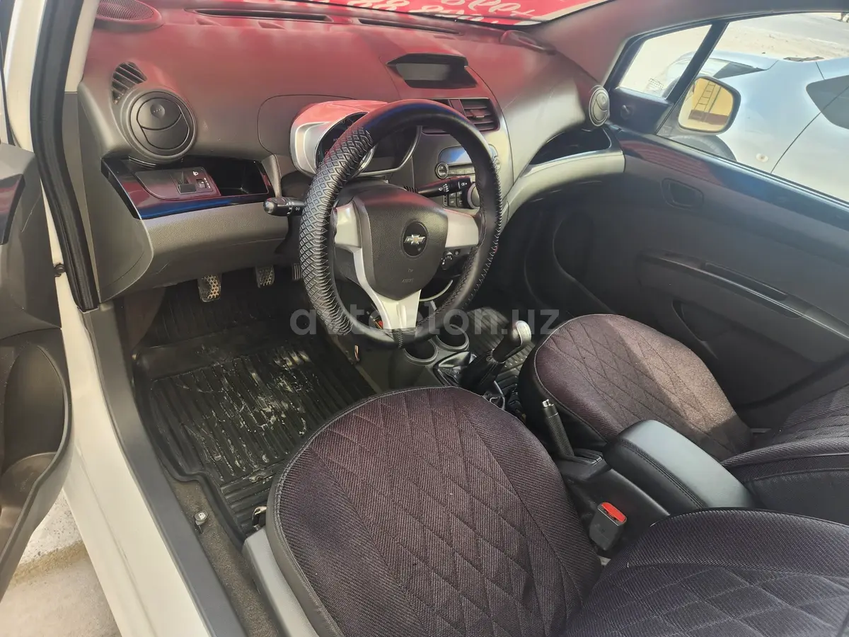 Chevrolet Spark,  3 позиция