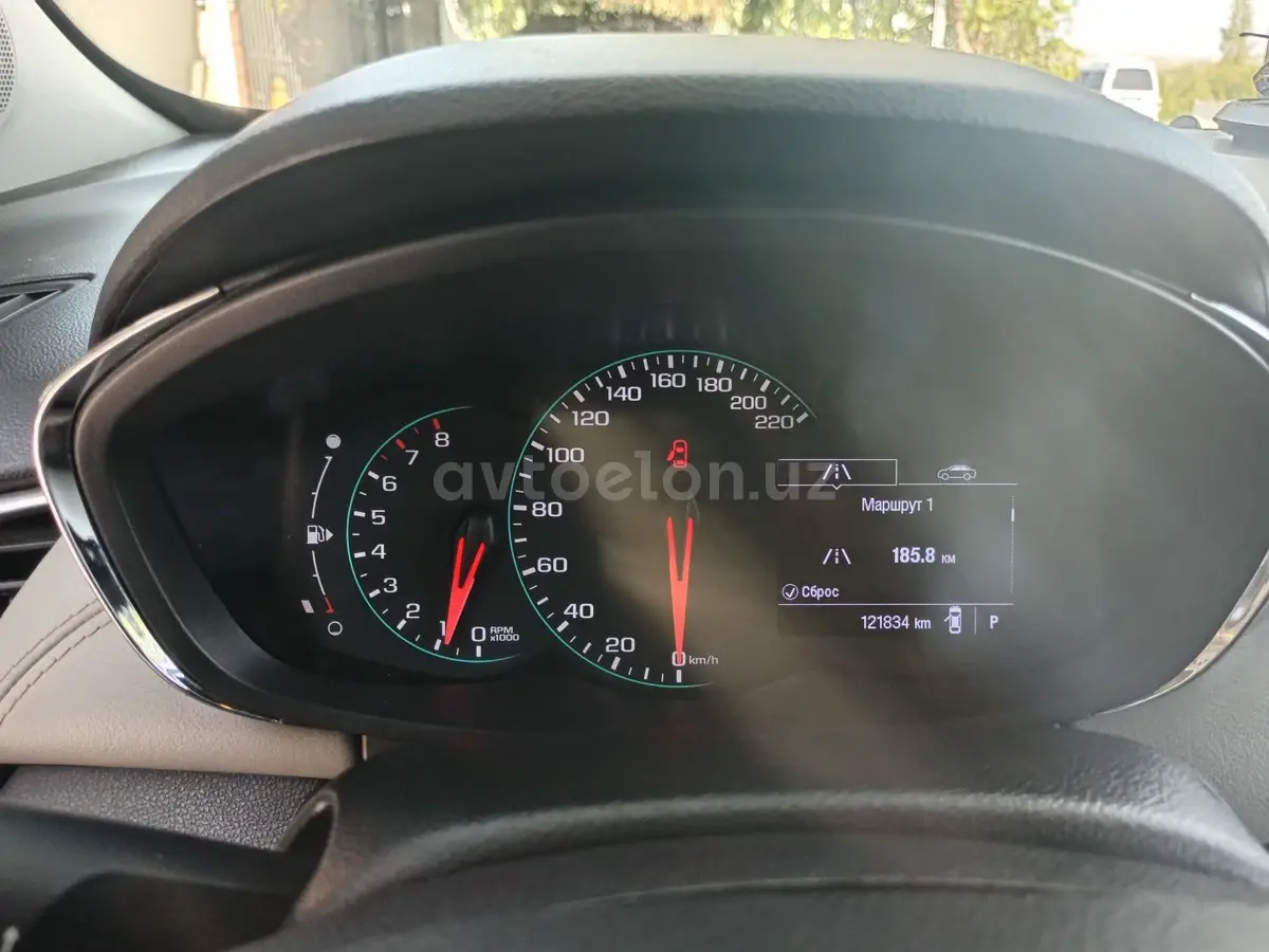 Chevrolet Tracker,  3 позиция