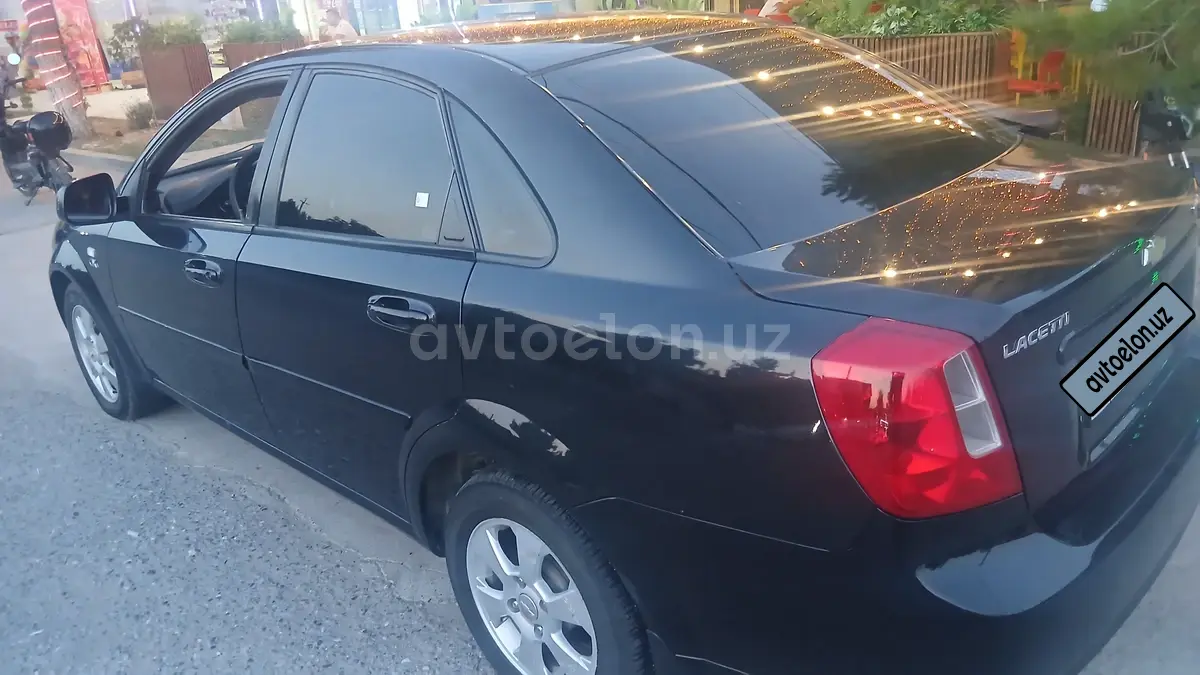 Chevrolet Lacetti,  2 позиция