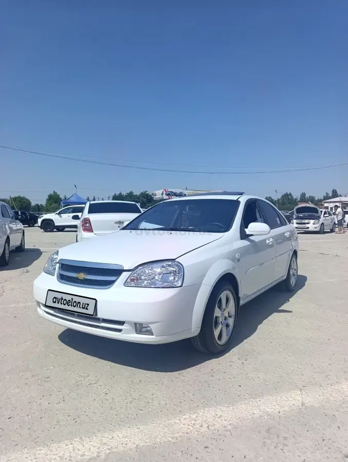 Chevrolet Lacetti,  3 позиция