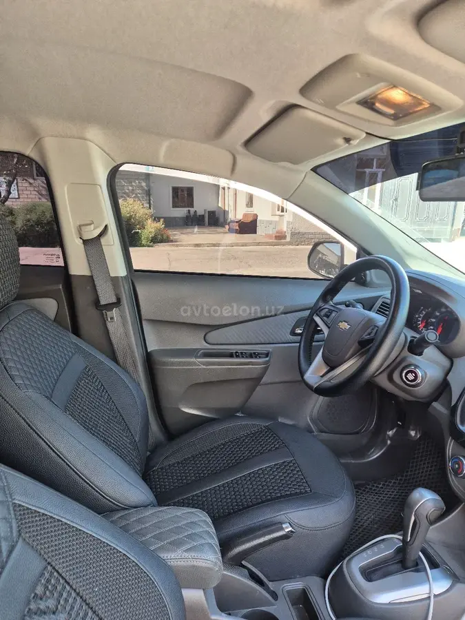 Chevrolet Cobalt,  3 позиция