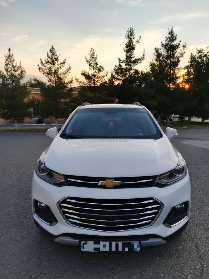 Chevrolet Tracker,  1 позиция