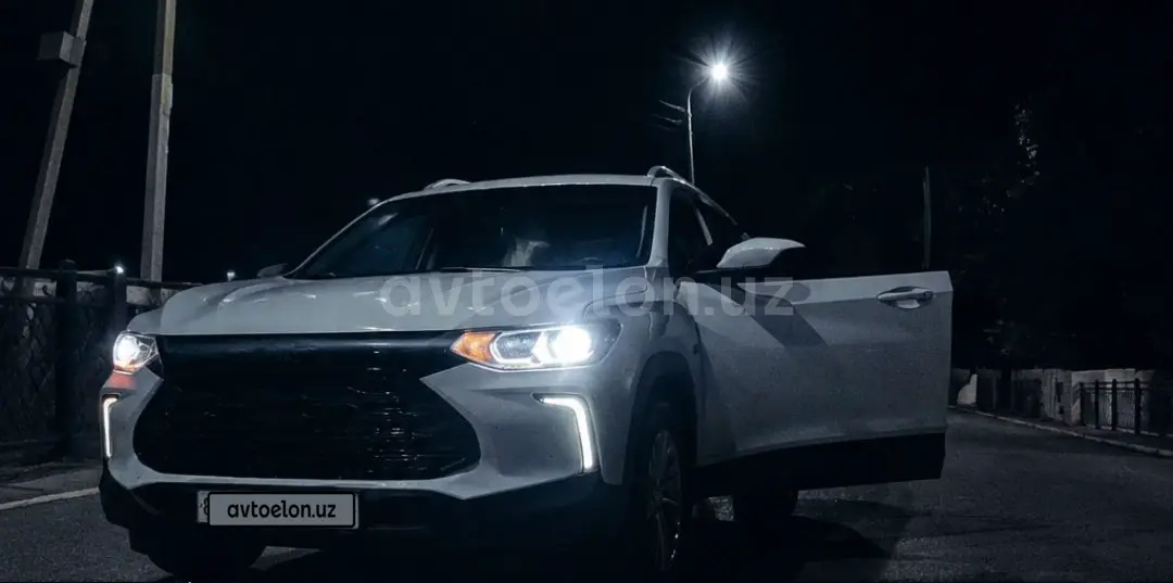 Chevrolet Tracker 2