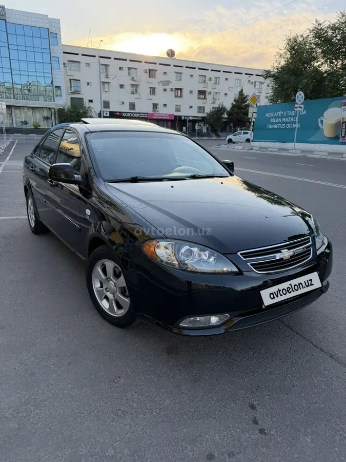 Chevrolet Gentra,  3 позиция