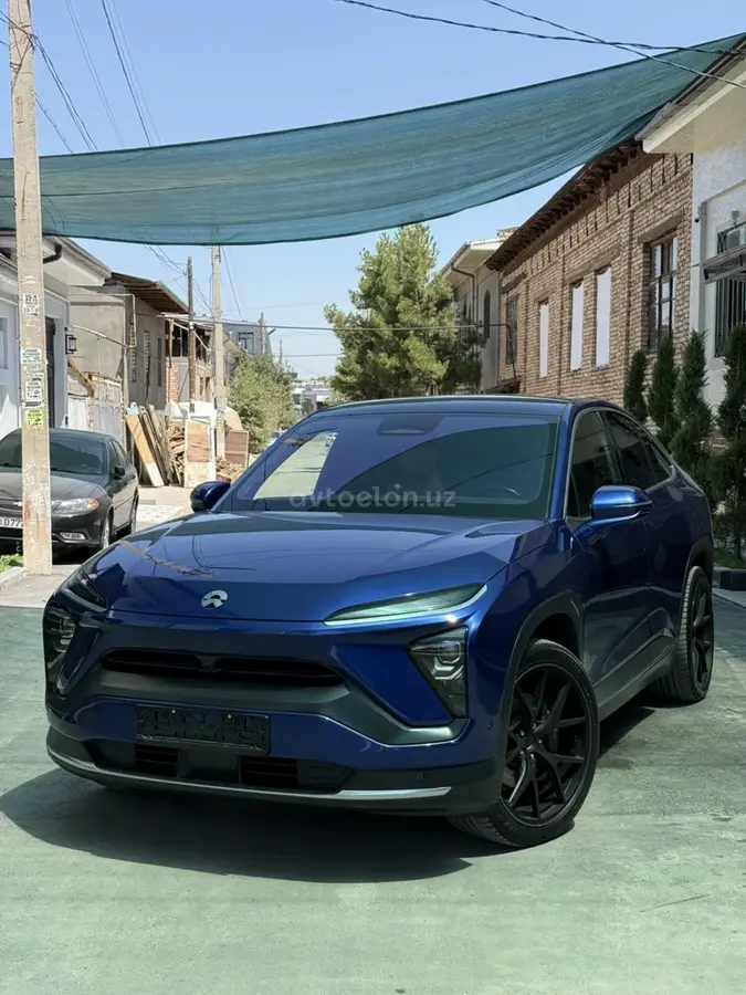 NIO ES6