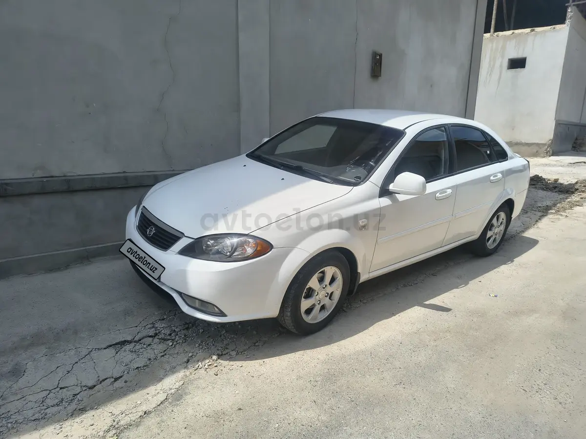 Chevrolet Gentra,  2 позиция