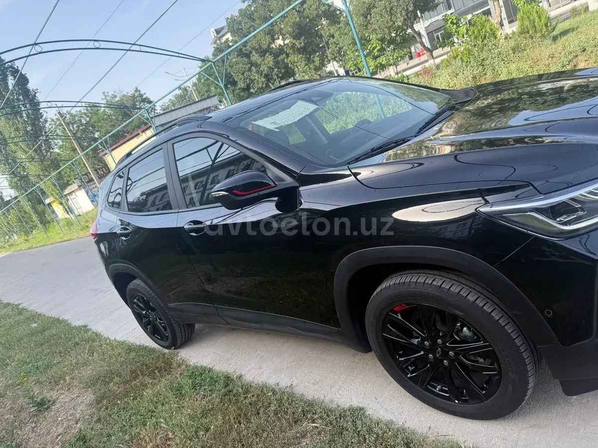 Chevrolet Tracker 2
