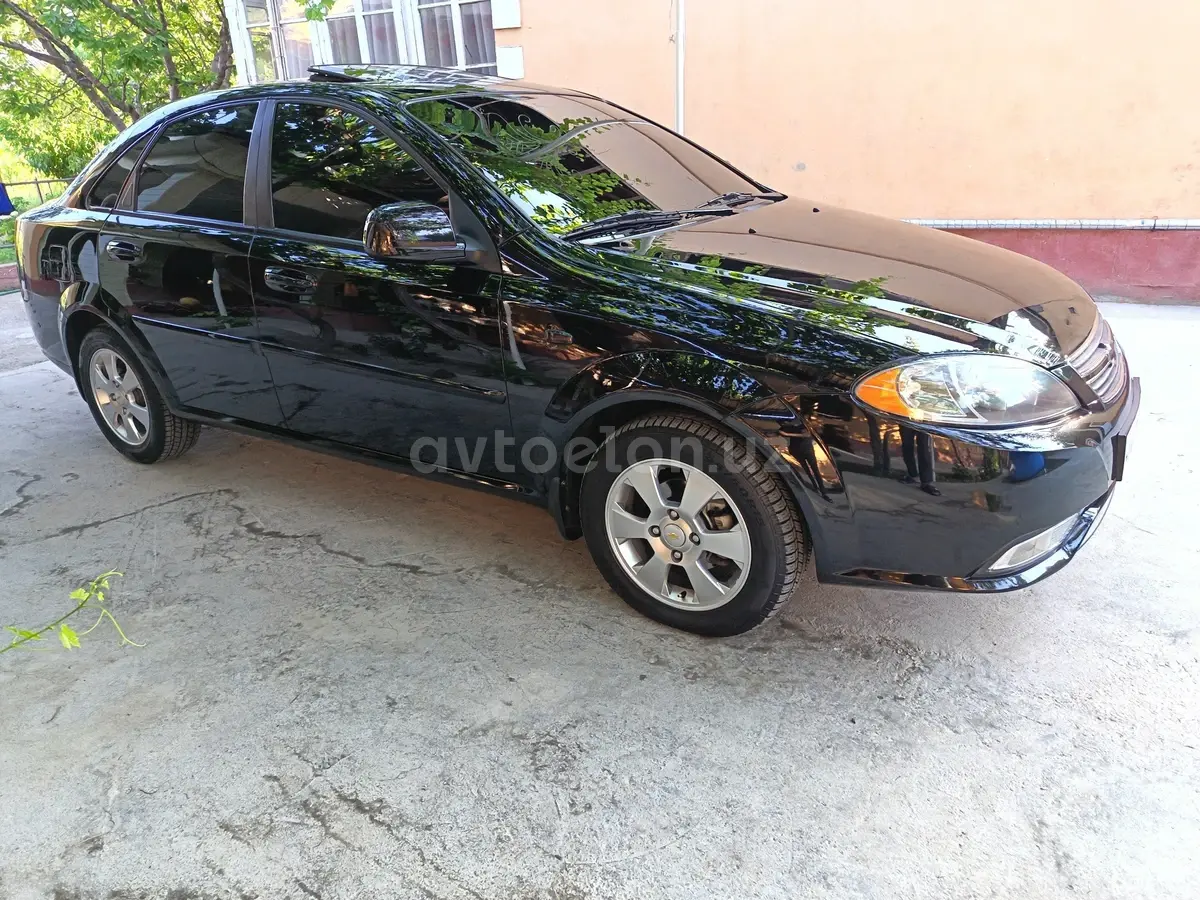 Chevrolet Gentra,  3 позиция